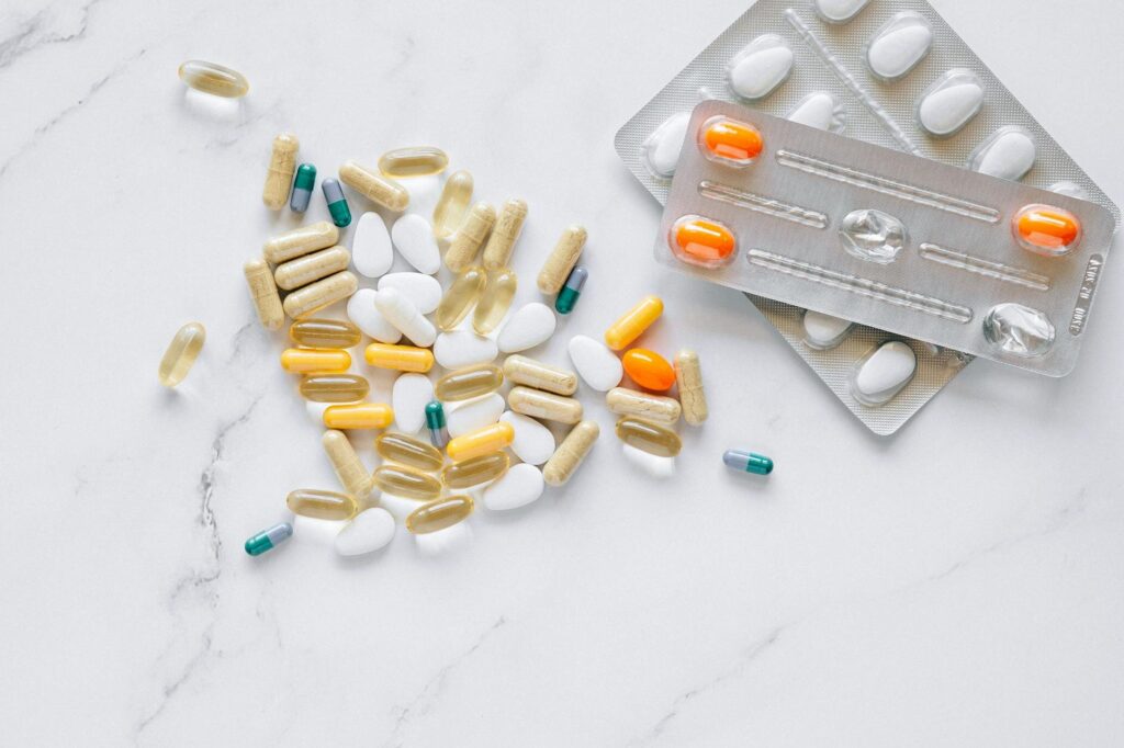 Bổ sung vitamin cần thiết hay phí tiền