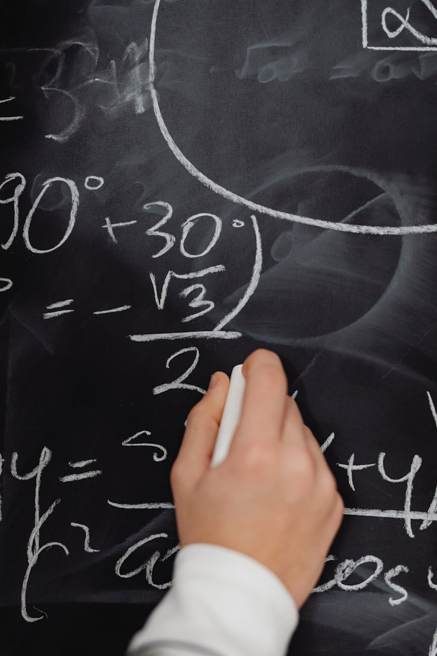 Toán logic và rời rạc tự học 2026 — sách, khoá học miễn phí, lộ trình 6 tháng