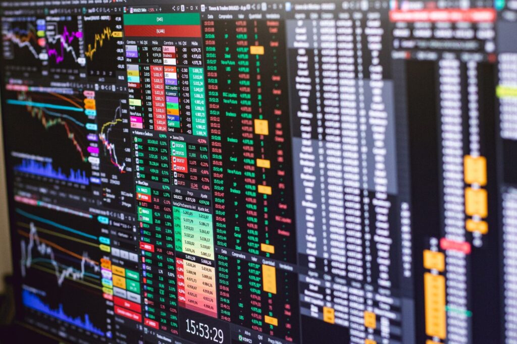 Đa dạng hoá danh mục VN30 và S&P500